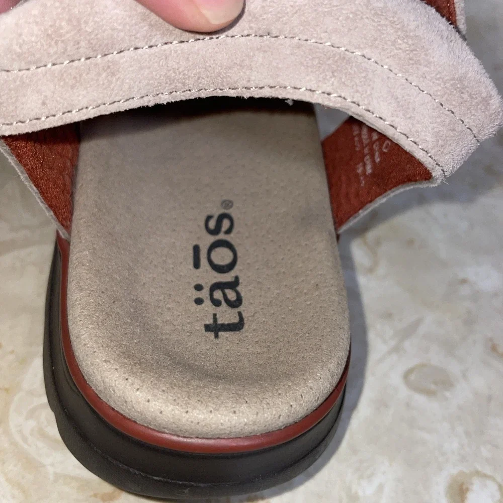 Taos Zen Sandals Tan‎ & Burnt Orange 6 Strappy Comfort Sandal